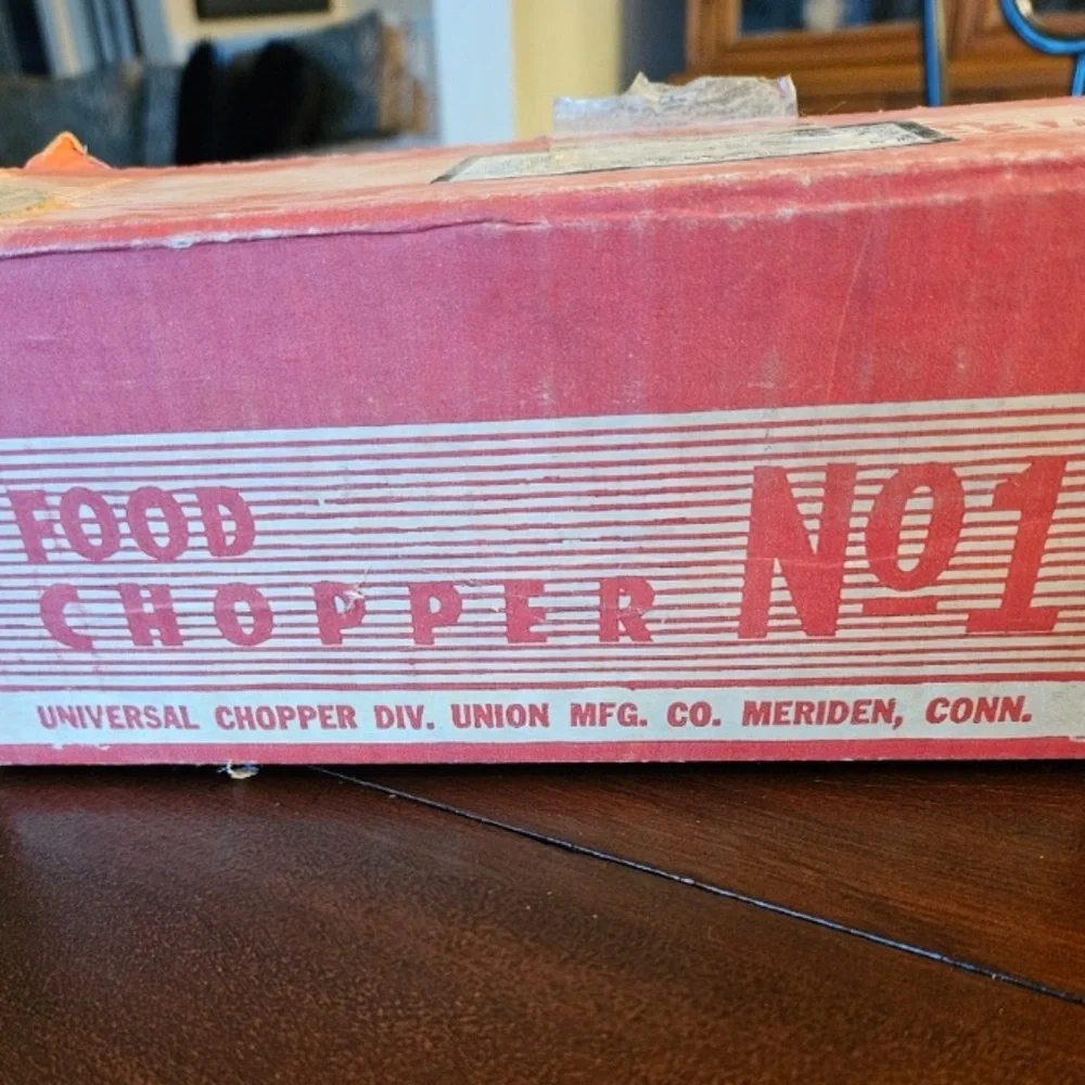 UNIVERSAL No. 1 Meat Chopper Grinder Antique Vintage Cast Iron